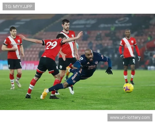 英超社区计划惠及10万青少年，足球启蒙课程覆盖低收入家庭