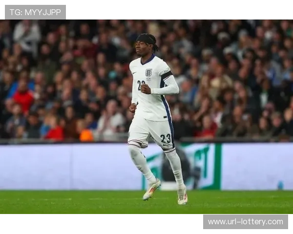 萨卡热身受伤马杜埃凯临危受命，贡献一球一助攻